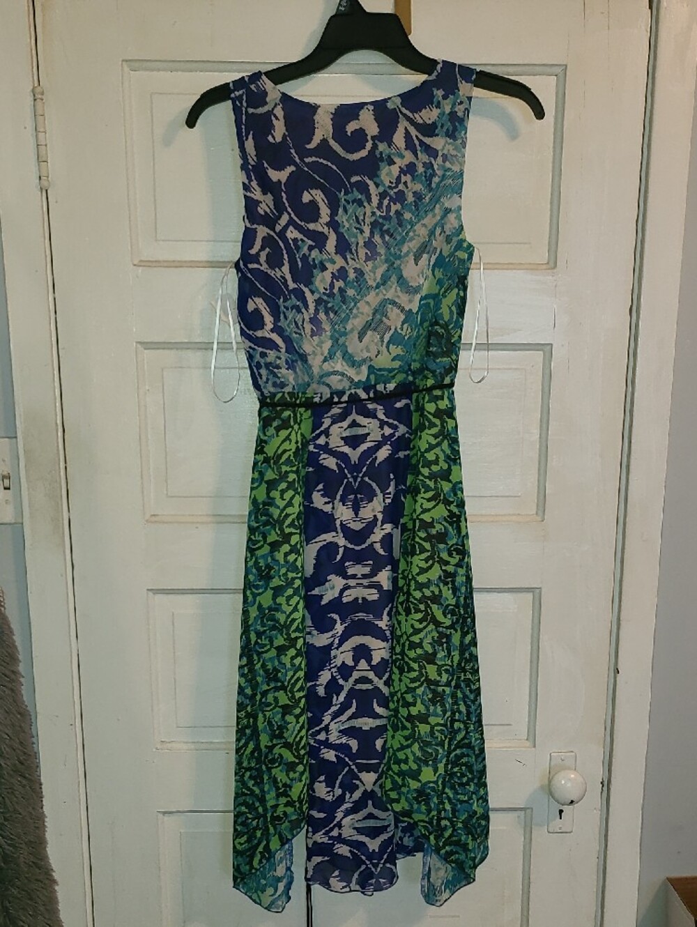 Rabbit Rabbit Rabbit Blue & Green Printed V-Neck Midi Dress - Picture 3 of 3